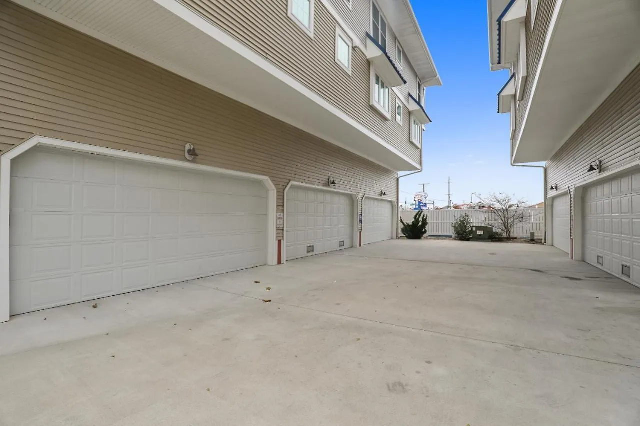 Sunburst 110 Villa Ocean City 0*,  United States